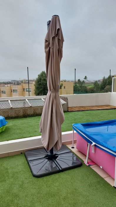 Guarda sol + bases 4x26kg