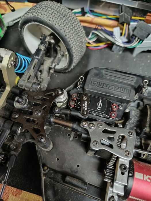 Vendo Kyosho mp9e evo