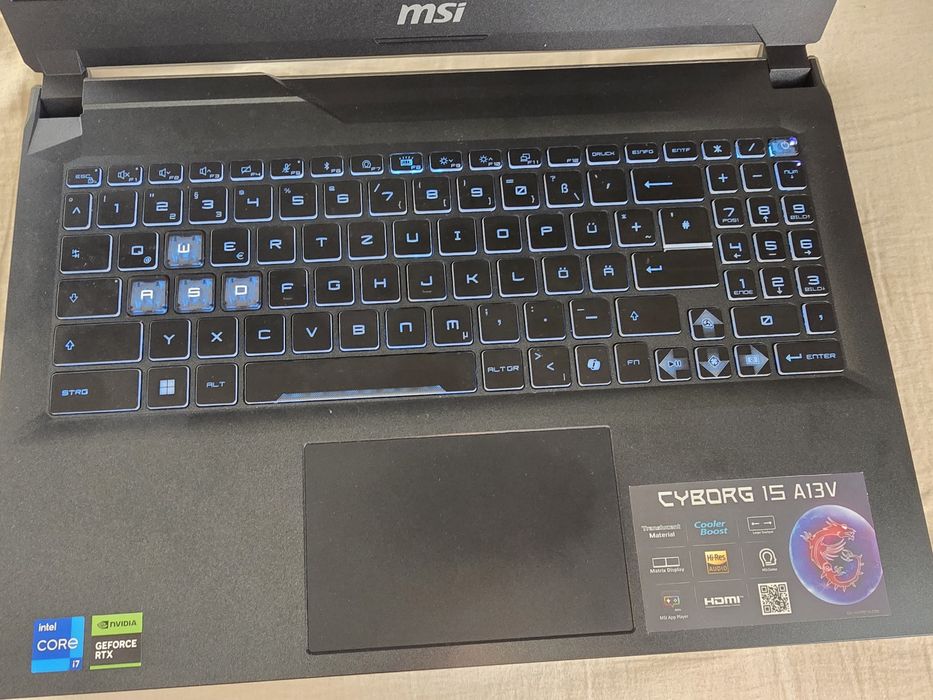 Laptop gamingowy MSI Cyborg 15 | i7-13620H | RTX 4060 8GB | 16GB RAM | 512GB SSD