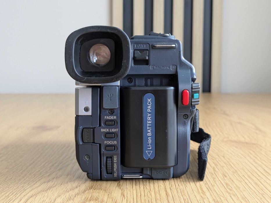 Kamera cyfrowa Sony DCR-TRV140E