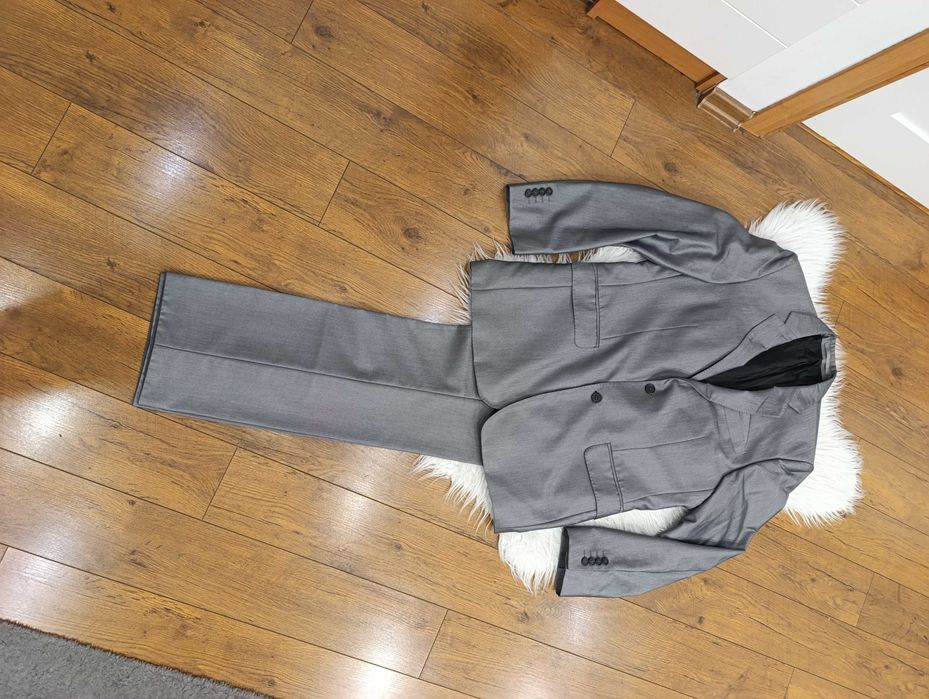 Garnitur męski Lavard – rozmiar 182/100/86 z dodatkiem wełny