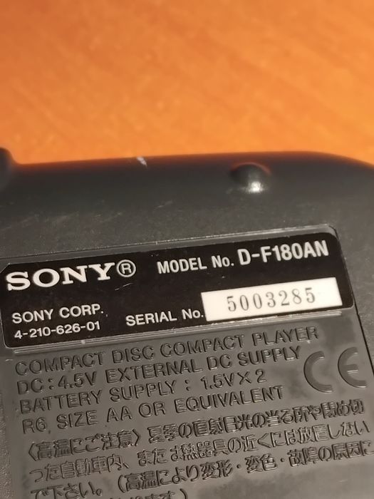Плеєр SONY Discman та Walkman