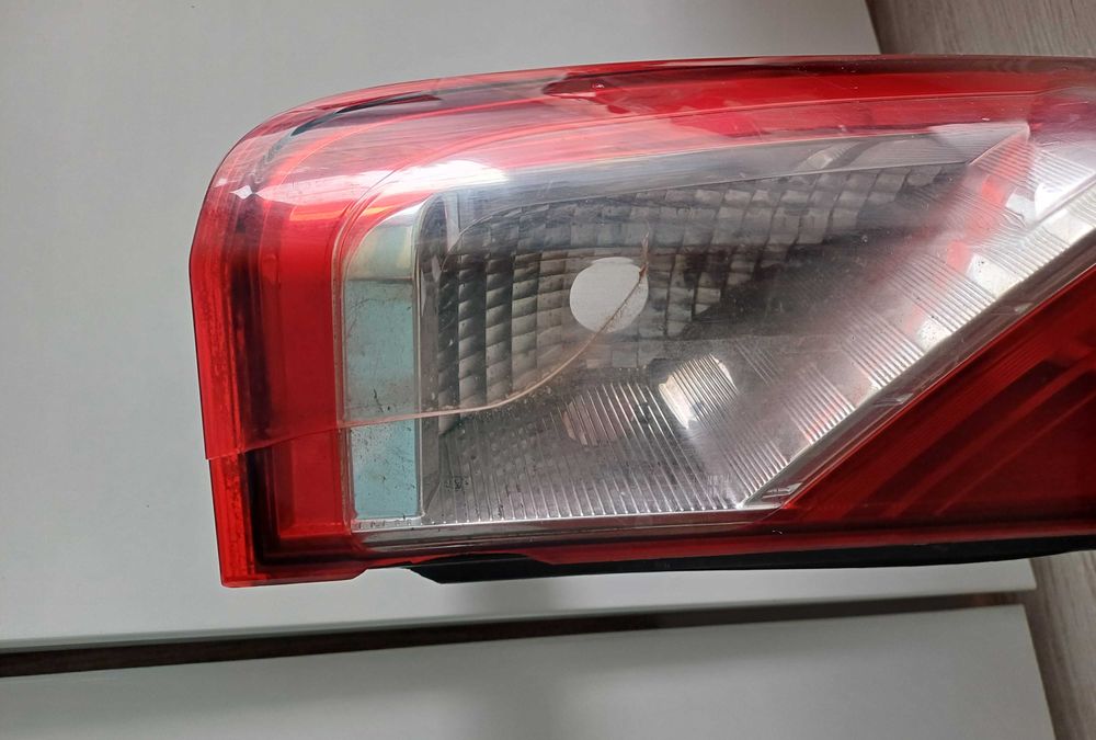 Lampa tylnia tył prawa Renault Master Opel Movano