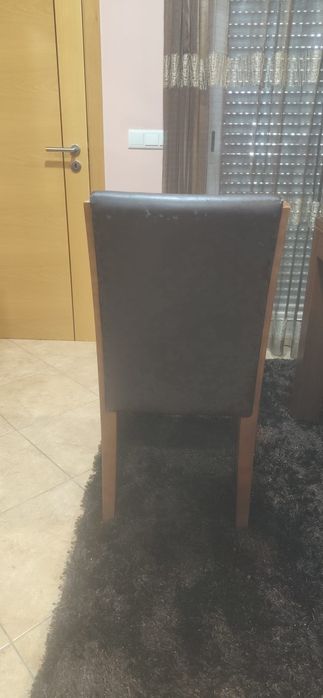 Mesa Cerejeira vidro temperado  + 4 Cadeiras