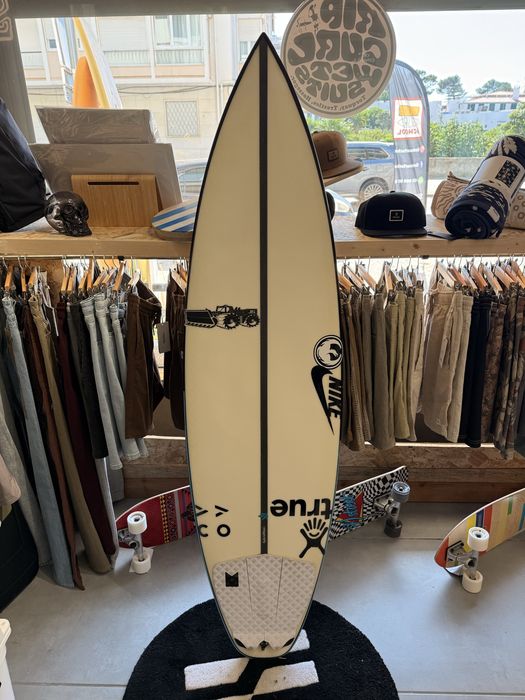 Prancha de Surf Js Monsta 5’11 Ace Buchan