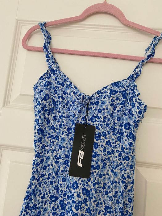 FB Sister r. XS/S sezane style