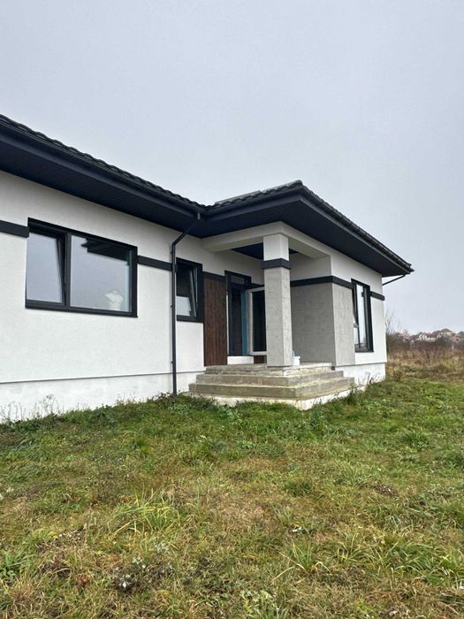 ТЕРМІНОВО продам новий будинок на Дубово !