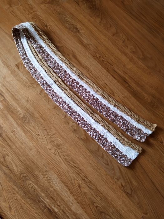 szalik ręcznie robiony