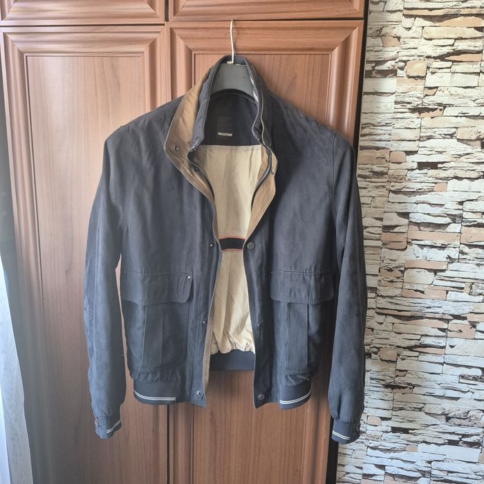 Чоловіча курточка