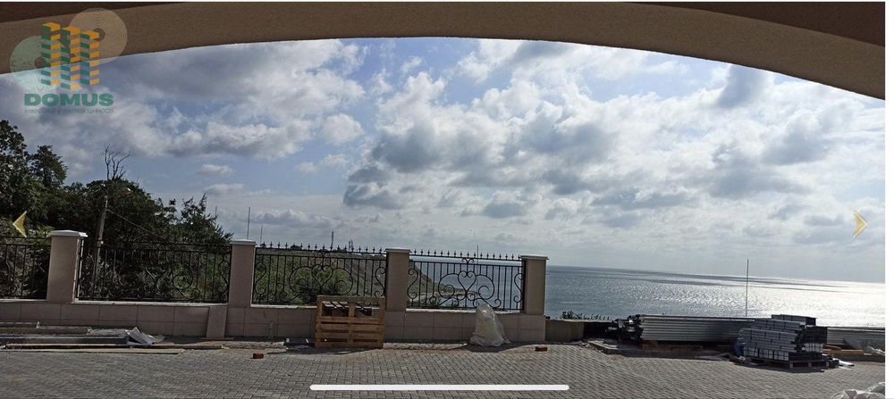 Срочно 1 комн в ЖК "Авиньон" Дом сдан. Таирова! Газ!