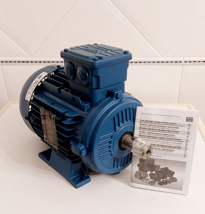 Motor Novo trifásico 1.5 cavalos  1500 rpm Weg