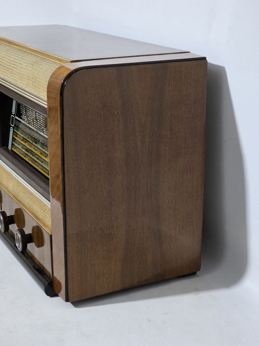 Rádio antigo reparado Philips