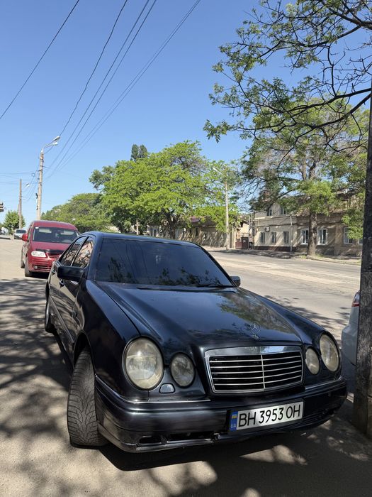 Mercedes-benz 230 E автомат