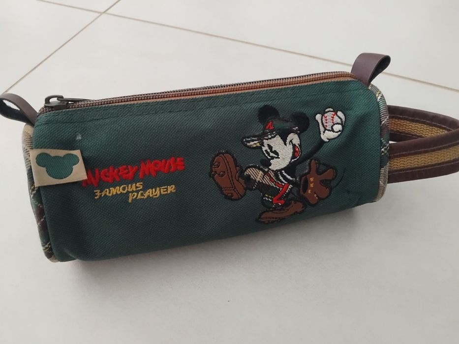 Estojo Disney Mickey Mouse Famous Player