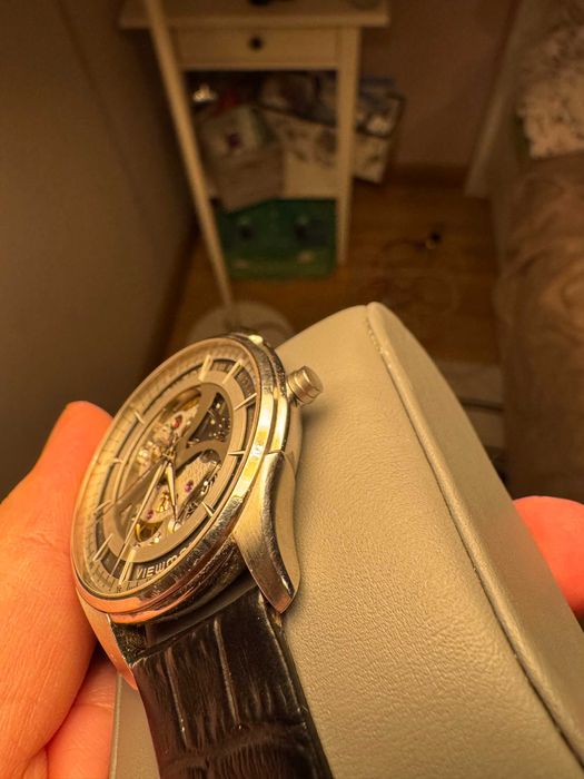 Hamilton Jazzmaster Skeleton