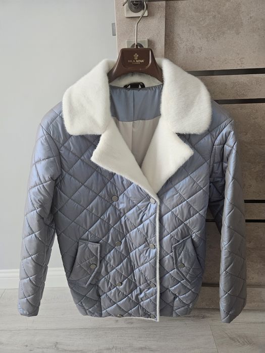 Женская демесизонная куртка