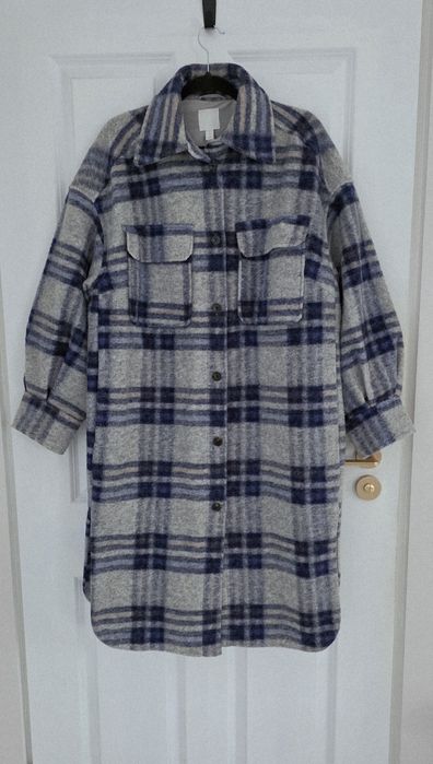H&M, szaro niebieski płaszcz koszulowy oversize, kocykowy, w kratkę M