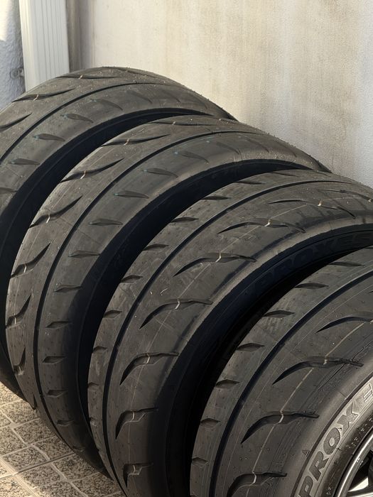 Jantes BRAID com pneus TOYO R888R