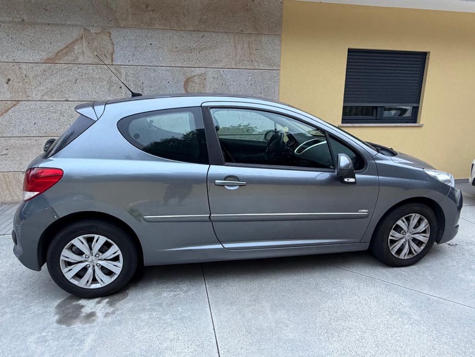 Peugeot 207 1.4 HDi Diesel — 2010 — photo 3