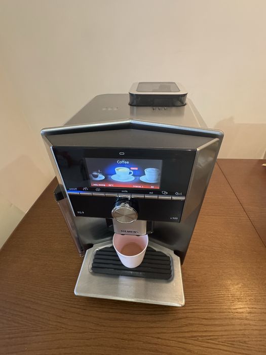 Кофемашина Siemens EQ9 s500