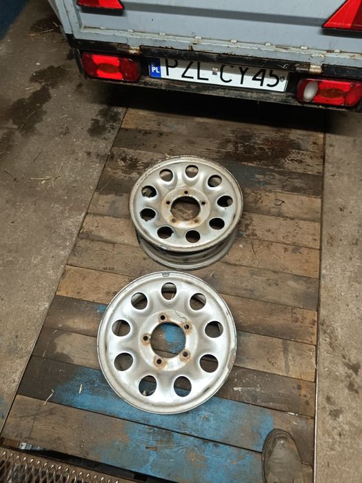 Felgi stalowe 15" szt 2  Suzuki Vitara