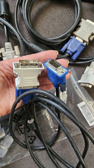Kable VGA i DVI różne długości