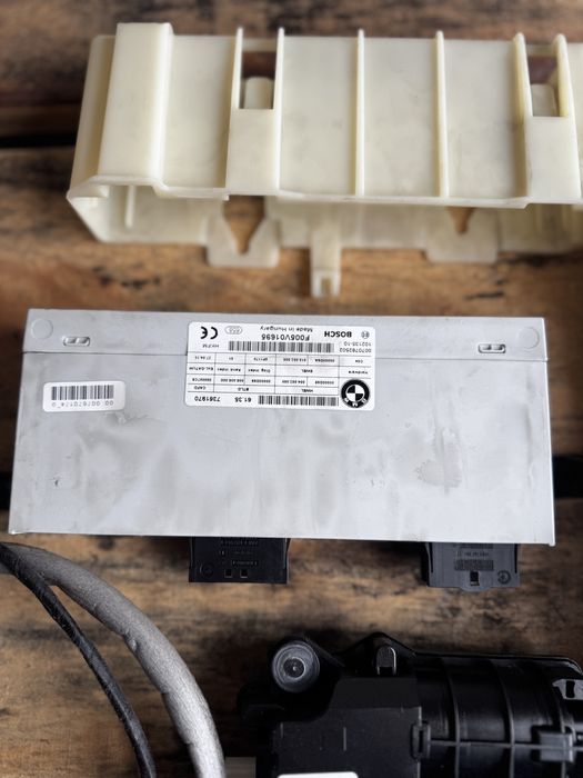 Електро багажник BMW F10 rest комплект