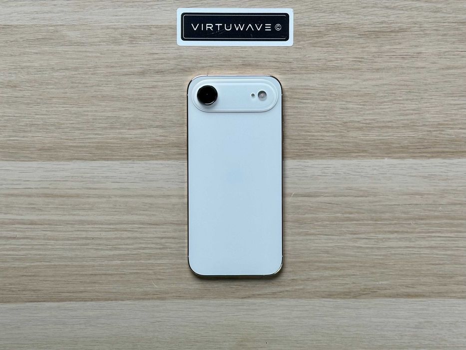 Atrapa iPhone Air – Złoty – Model ekspozycyjny