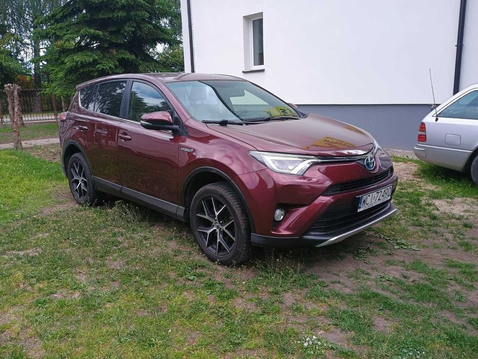 Toyota RAV4 2016r benz +gaz +hybryda 67.000zl