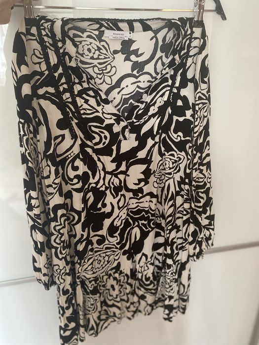 Сукня з довгим рукавом