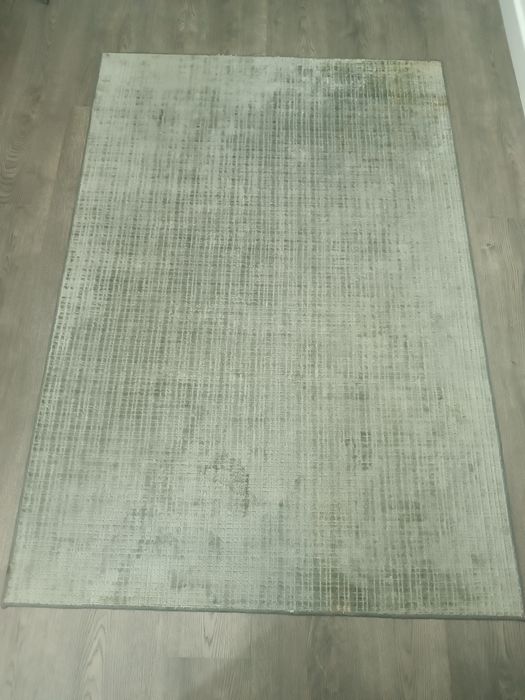 Tapete verde com padrão