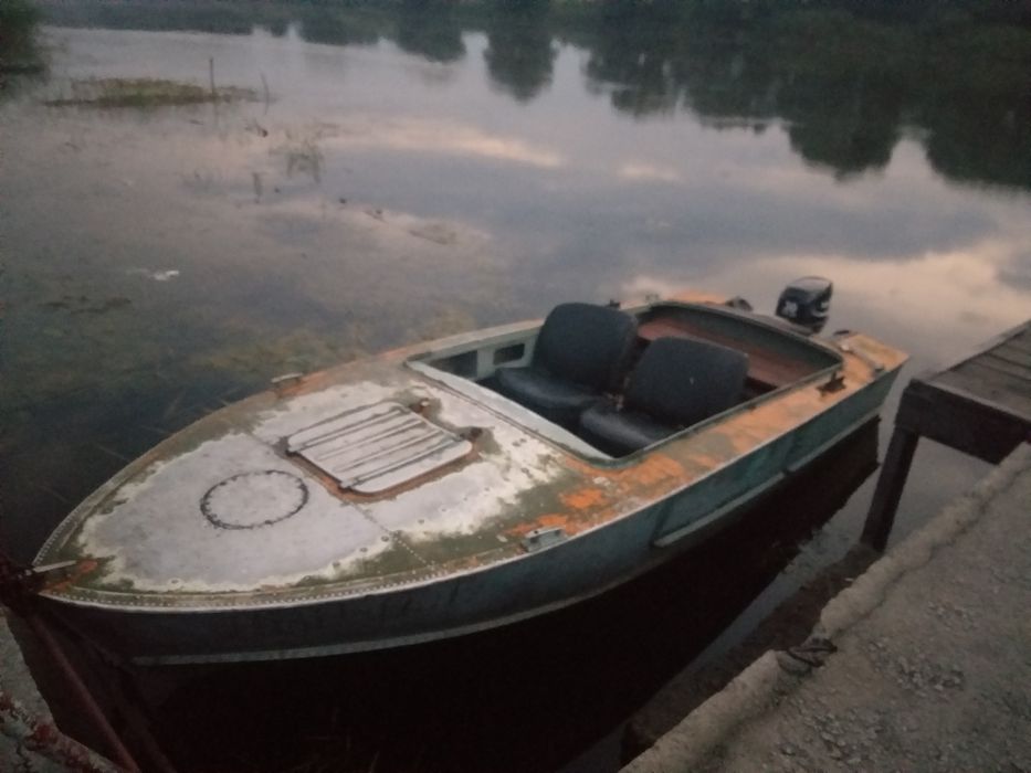 Човен Прогресс + парсун 30