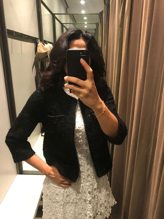 Casaco tweed Sfera. tamanho M com lantejoulas