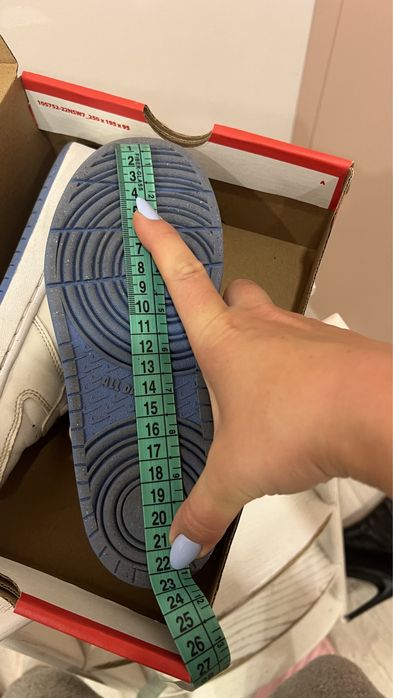 кроссовки Nike Air Force 1 High '07 LV8 WB цвета бежевого