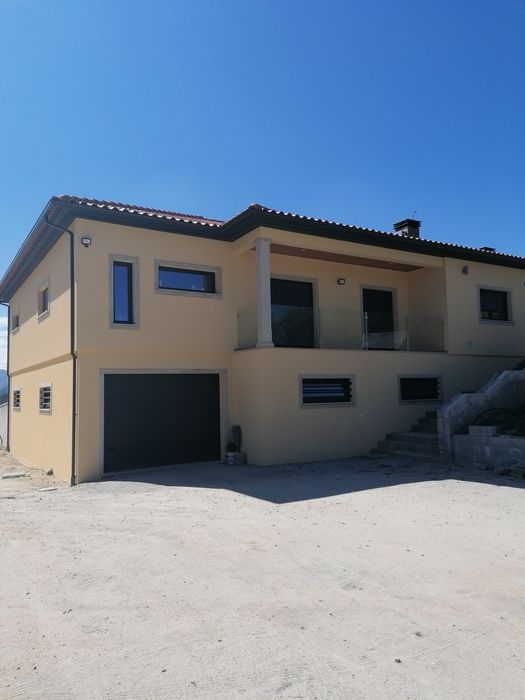 Moradia  Lobão da Beira (Tondela)