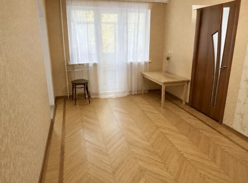 Продам 2к. квартиру , Дворец Спорта , Танкопия 11 ( 93399)