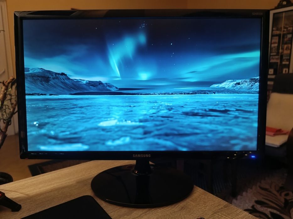 Monitor 24'' Samsung S24D330H