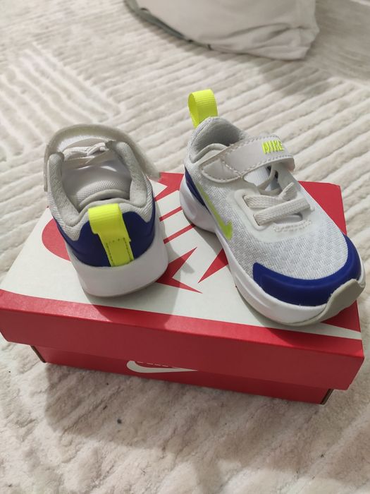 Nike Wearallday Branco, Verde, Azul