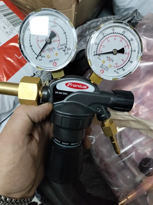 сварочная горелка Fronius MHP 500i W с водяным охлаждением+в подарок 2 редуктора