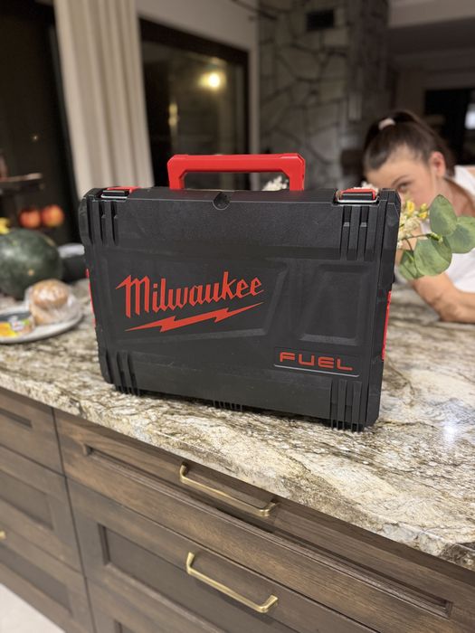 Walizka narzędziowa milwaukee