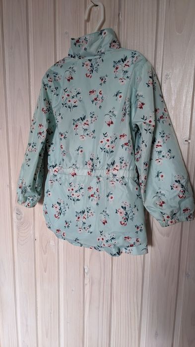 Вітровка для дівчинки