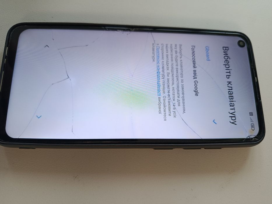 Продам телефон редмі 9