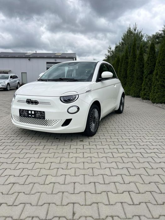 Fiat 500e Fiat 500e • Świetny stan • 2 Ładowarki • Ekonomiczny i Stylowy