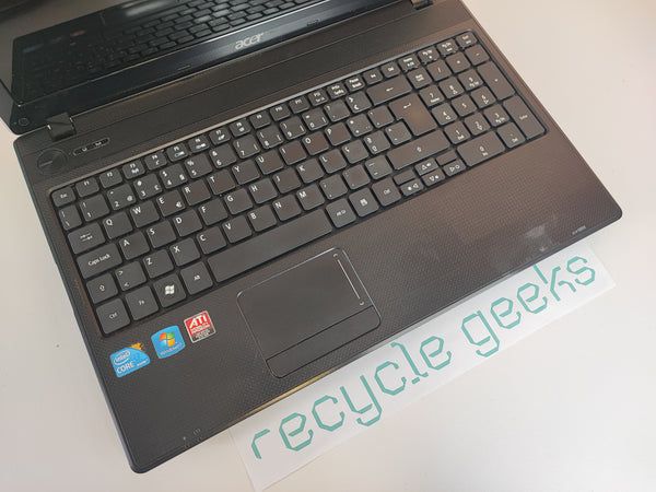 Acer Aspire 5742G i3-M370 4GB DDR3 750GB HDD Teclado PT