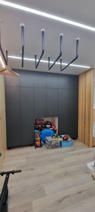 Продам 3к кв м.Науки, ул.Новгородская