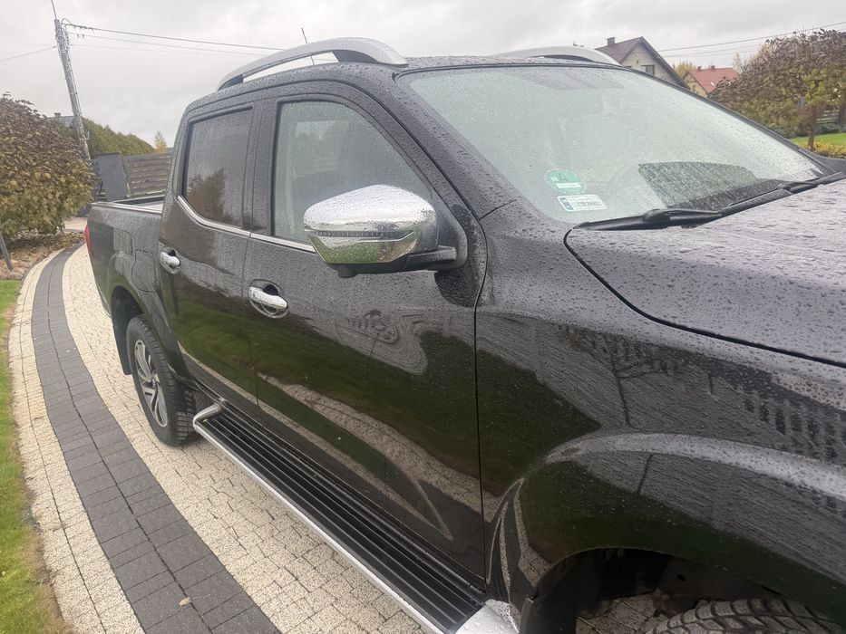 Nissan NP 300 Navara pickup