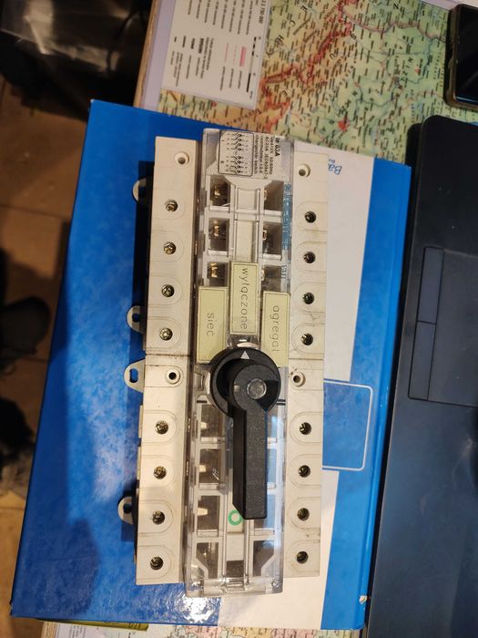 Przełącznik sieć-agregat Socomec 63 A