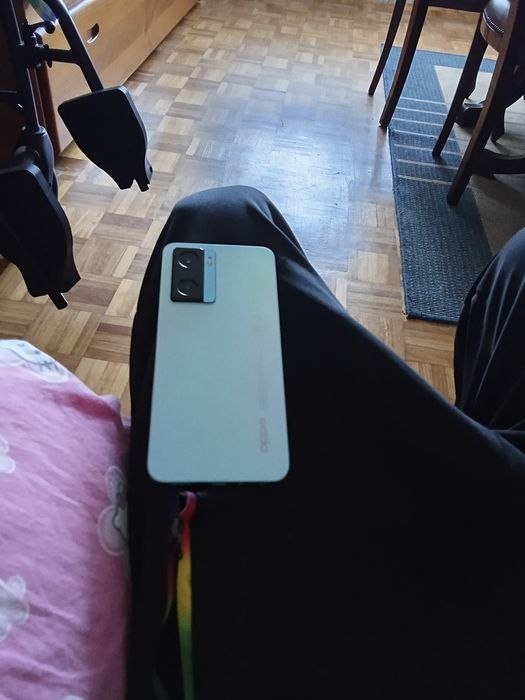OPPO A57S 128GB semi novo