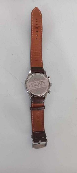 Relógio GANT  em prateado e fundo preto