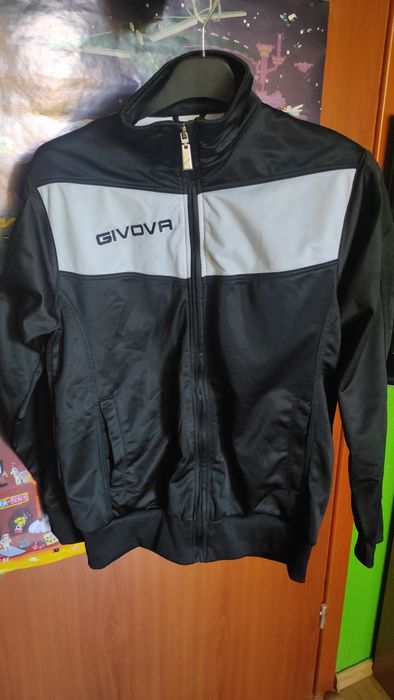 Bluza givova czarno biała S młodzieżowa męska sportowa